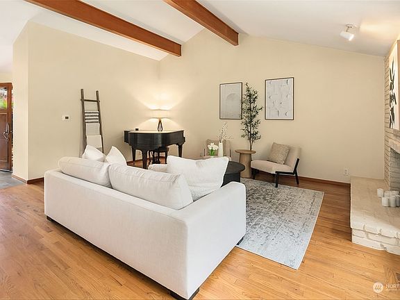5th image of 8370 SE 61st Street