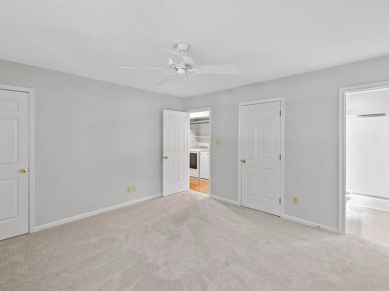 305 Old Fox Trl — Photo 37