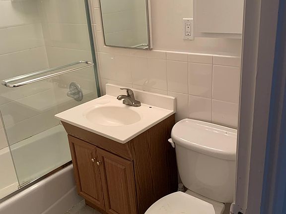 3rd image of 1250 19th Ave #2