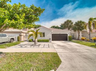 15819 NW 4th St, Pembroke Pines, FL 33028