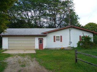 5090 Pine Dr, Barryton, MI 49305