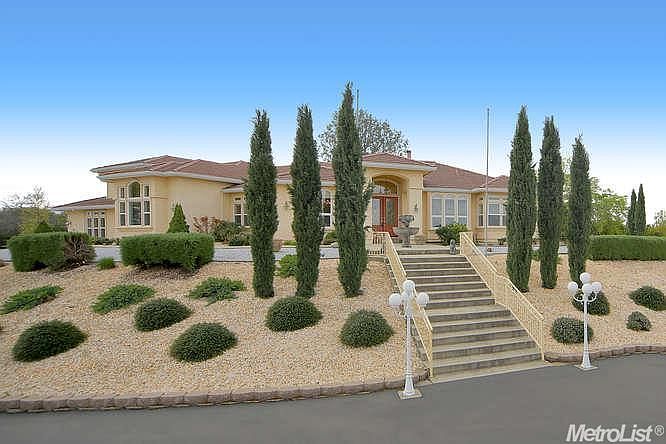 1st image of 5461 Pyracantha Dr