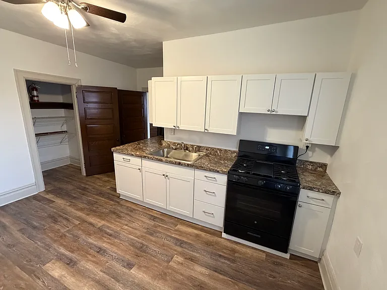 245 S Millvale Ave #3 — Photo 10