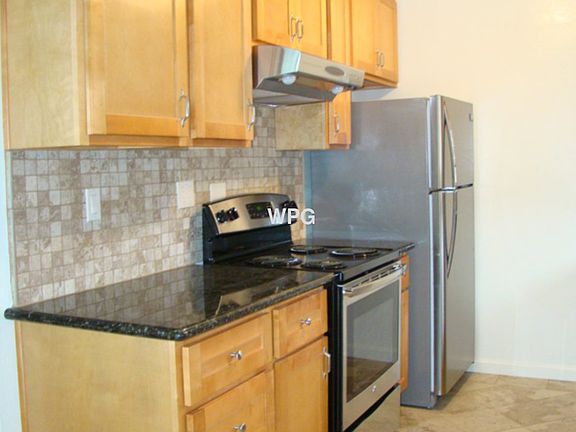 4th image of 2023 Town And Country Ln APT 4