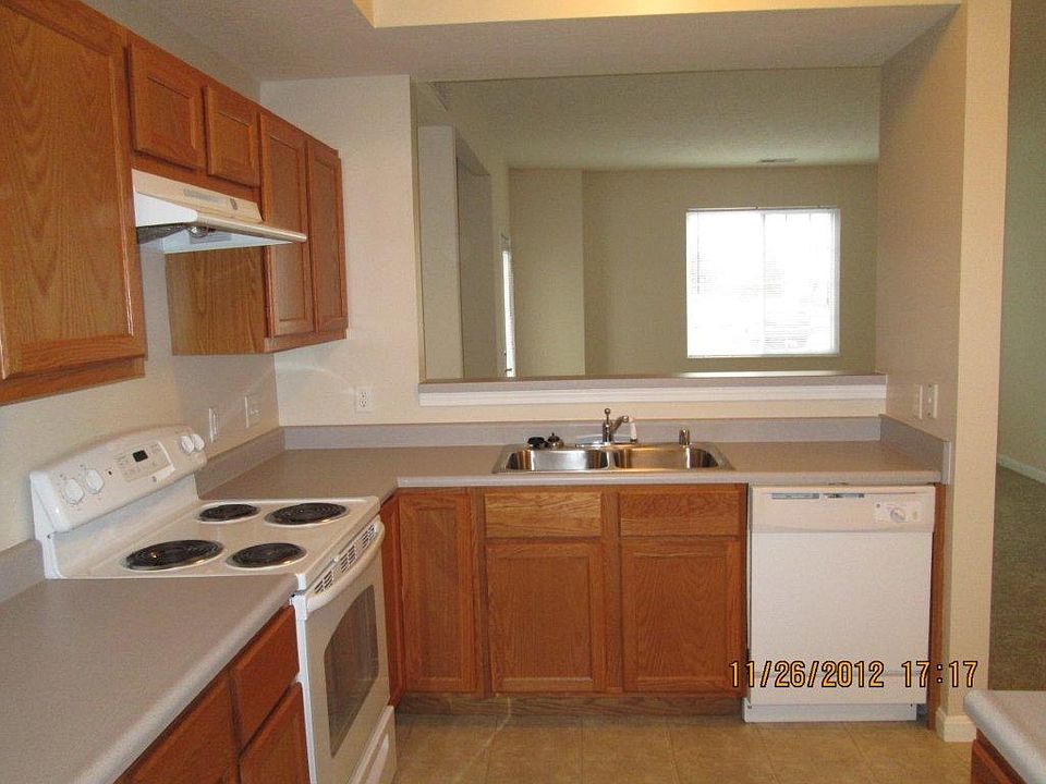 2nd image of 204 Overland Rdg APT 128
