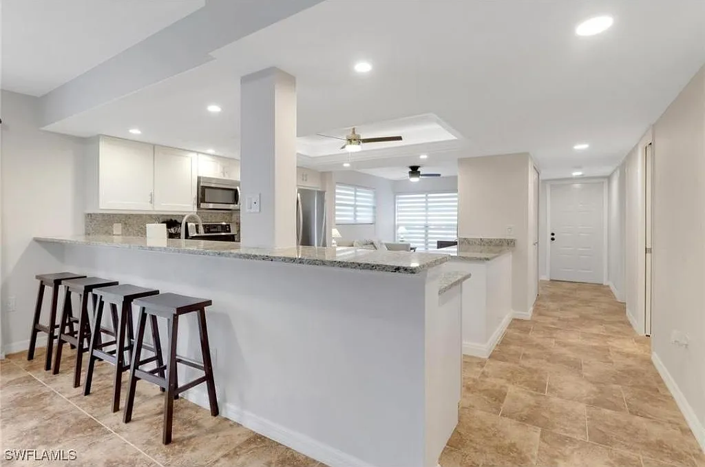 16442 Timberlakes Dr #104 — Photo 3