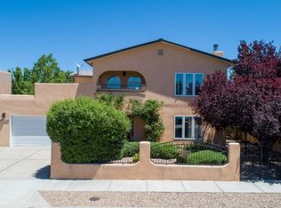 3254 Nizhoni Dr, Santa Fe, NM 87507