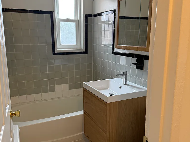 2311 Altamont Pl SE #203 — Photo 9