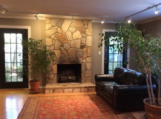 890 Brookleigh Ct, Winston Salem, NC 27104