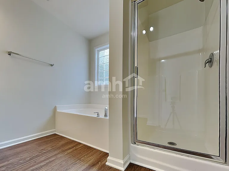 305 Switchback St — Photo 13