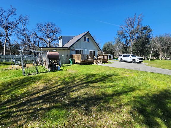 5th image of 3390 Carriage Ln