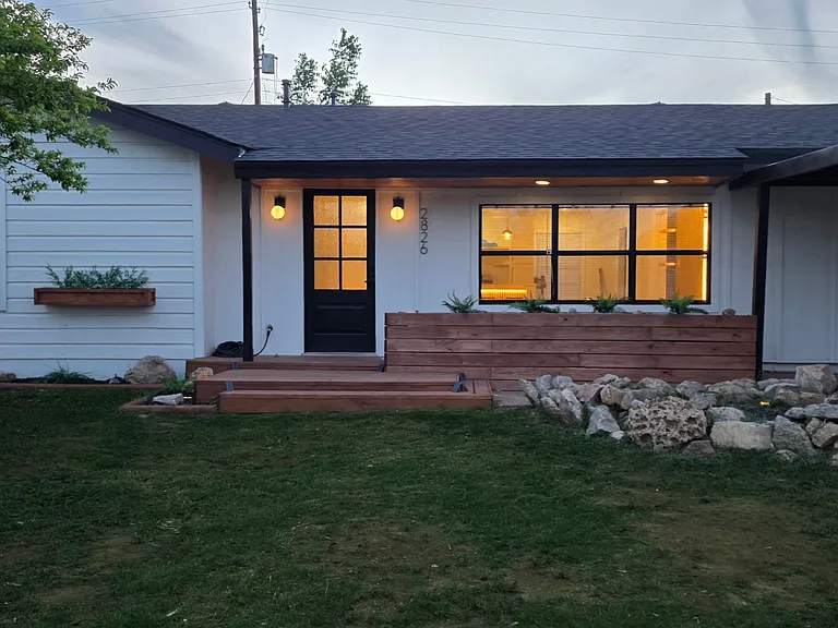 2826 Post Oak Rd — Photo 15