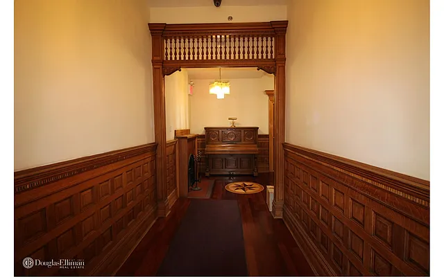 Rented by Douglas Elliman | media 17