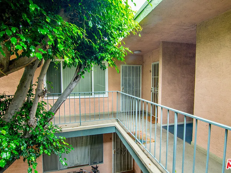 4358 Berryman Ave #14 — Photo 3
