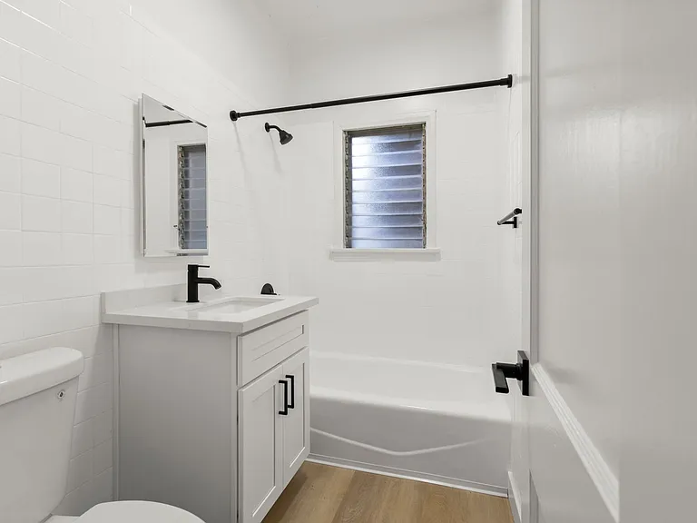 (El/Eu/Em:B) 414 N. Maple Drive — Photo 14