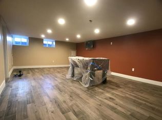 1824 Grove St APT 3A, Ridgewood, NY 11385