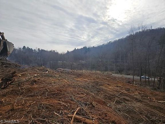 2nd image of 2374 Collettsville Rd