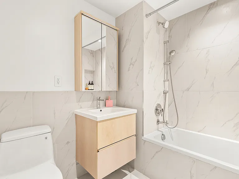 567 Ocean Ave #B501 — Photo 9