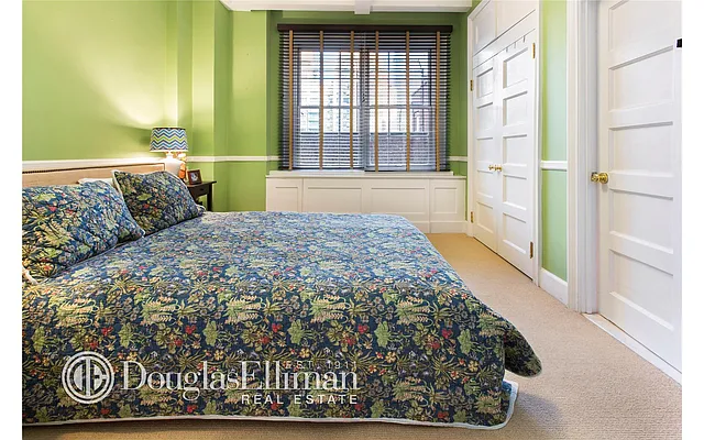 Sold by Douglas Elliman | media 8