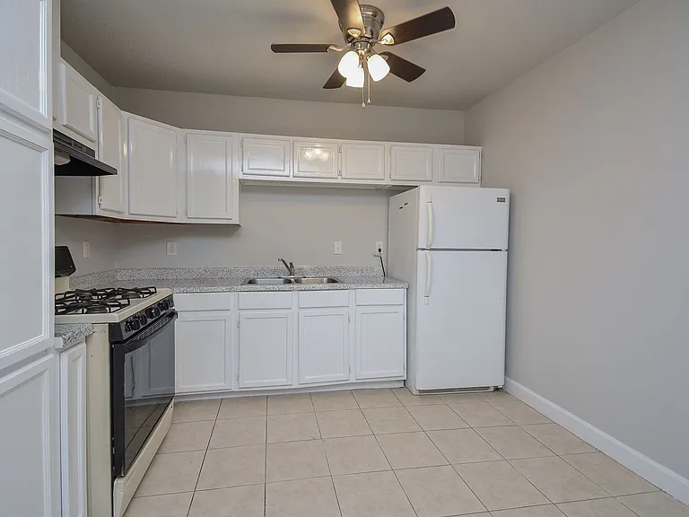 2117 Thonig Rd — Photo 27