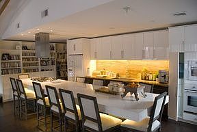2nd image of 51 Edgewater Pl