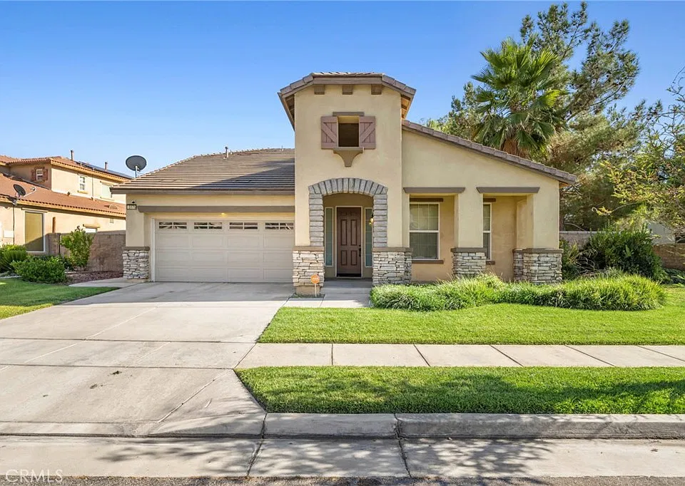 3175 Sand Pine Trl