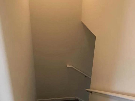 2nd image of 2616 Oakmont Dr