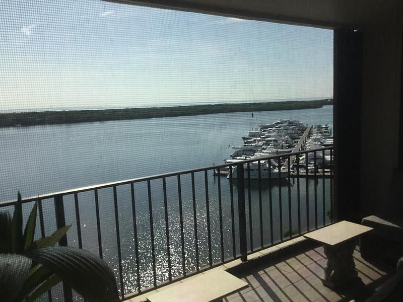 1st image of 126 Lakeshore Dr APT 1125