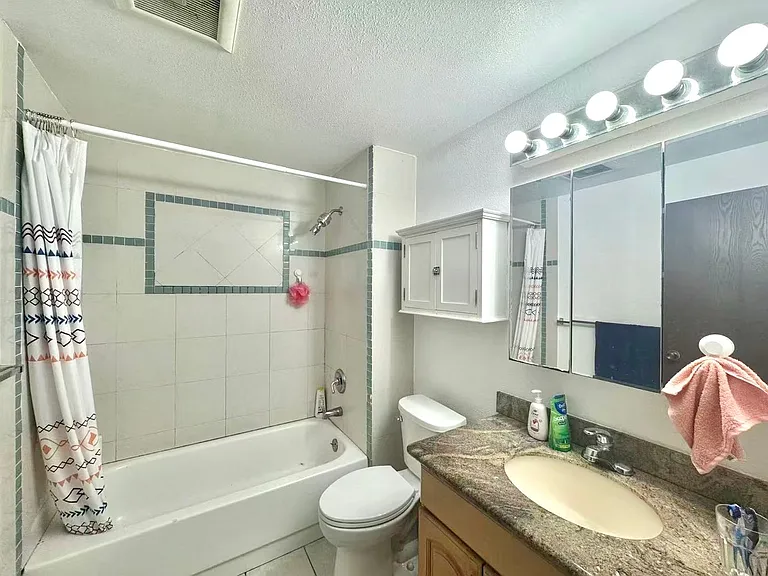 14556 NE 31st St #G103 — Photo 9
