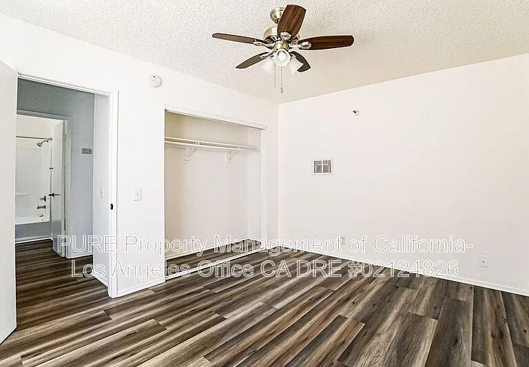 13707 Yukon Ave #4 — Photo 10