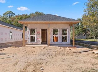1915 Gary Cir, Pensacola, FL 32505