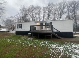 61 Riddle Mobile Home Park, Scott Depot, WV 25560