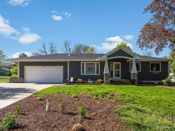 1930 Garden Ln, White Bear Lake, MN 55110