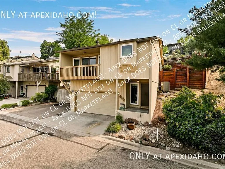 4870 N Wildrye Dr — Photo 3