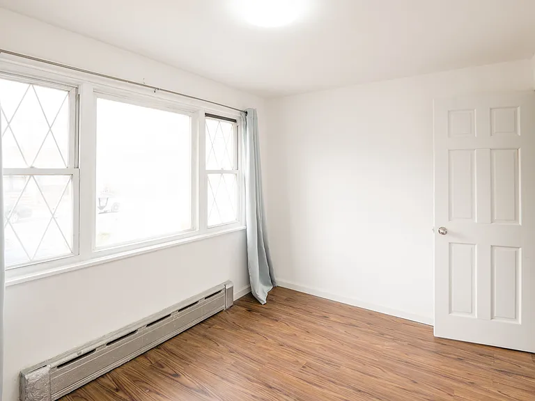 7111 19th Ave #1 — Photo 3