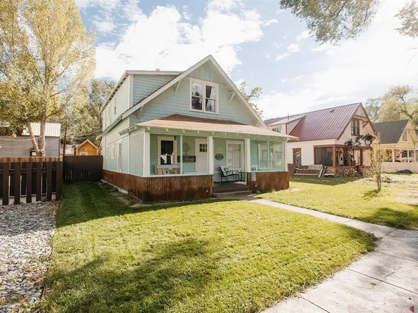1022 S 1st Street, Montrose, CO 81401