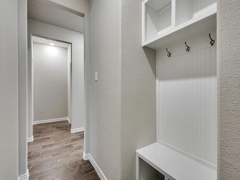 3925 Jasper Ln — Photo 21