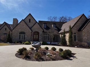 2618 Diamondwood Dr, Cedar Rapids, IA 52403