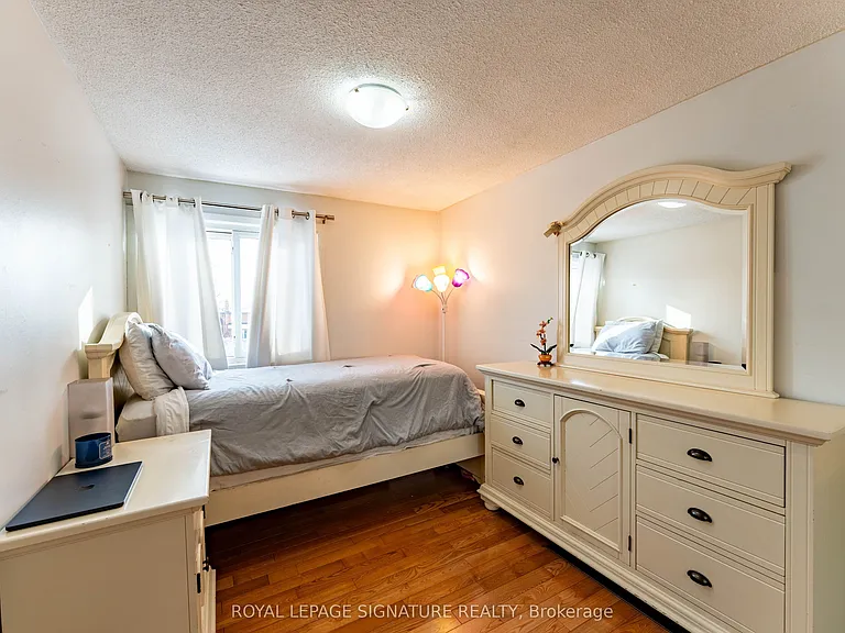 25 Hun Cres — Photo 30