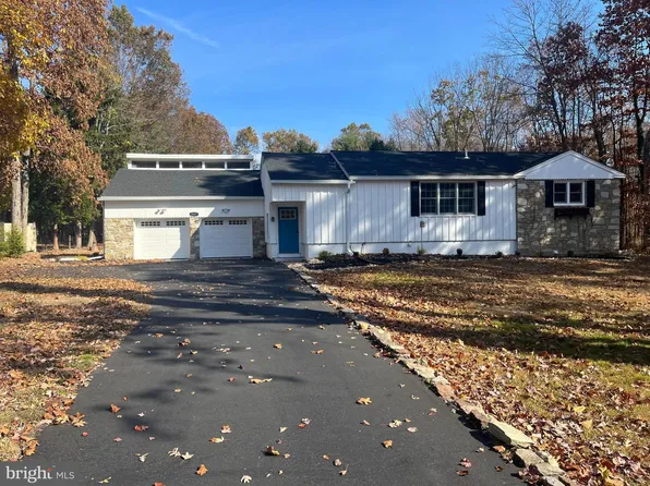 2129 Herblew Rd, Warrington, PA 18976