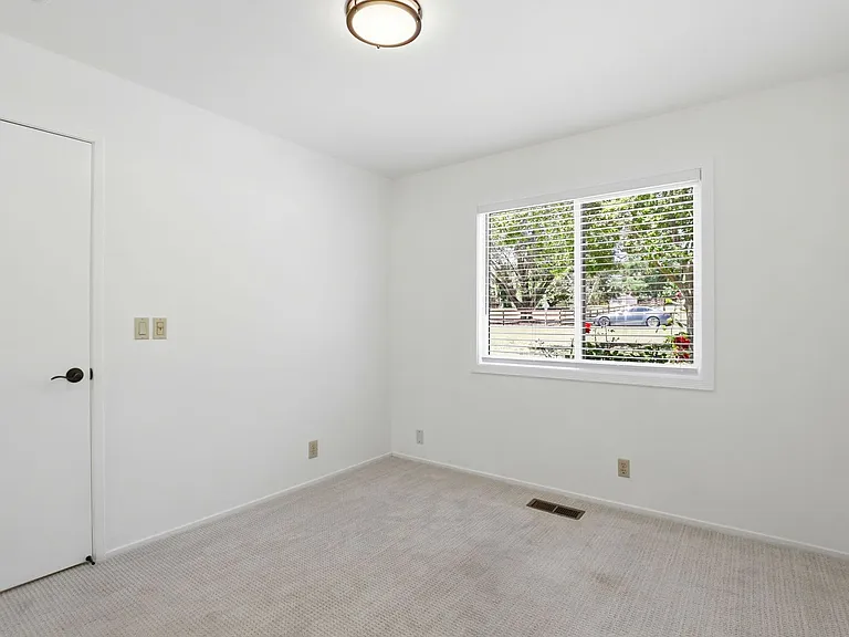 10200 Parrish View Dr — Photo 23