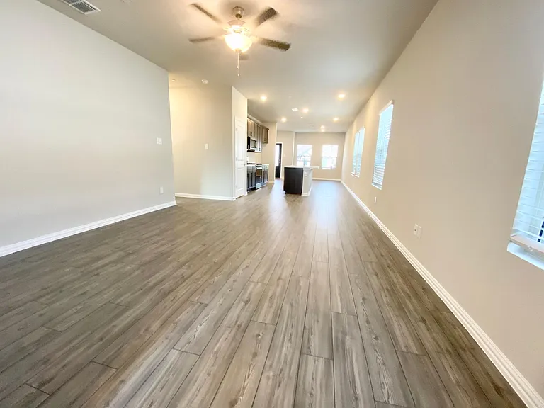 210 Monarch Way — Photo 27