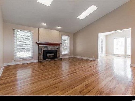 3rd image of 6253 S Canyon Cove Cir