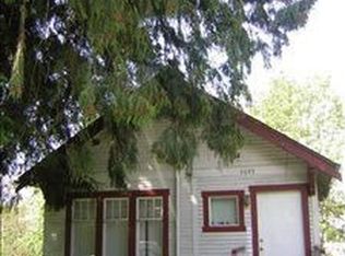 4049 23rd Ave SW, Seattle, WA 98106