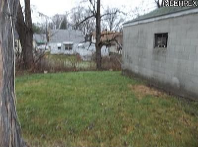 4th image of 312 E Lucius Ave
