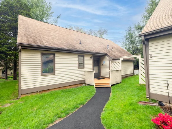 7 Copper Hill Drive #7, Guilford, CT 06437