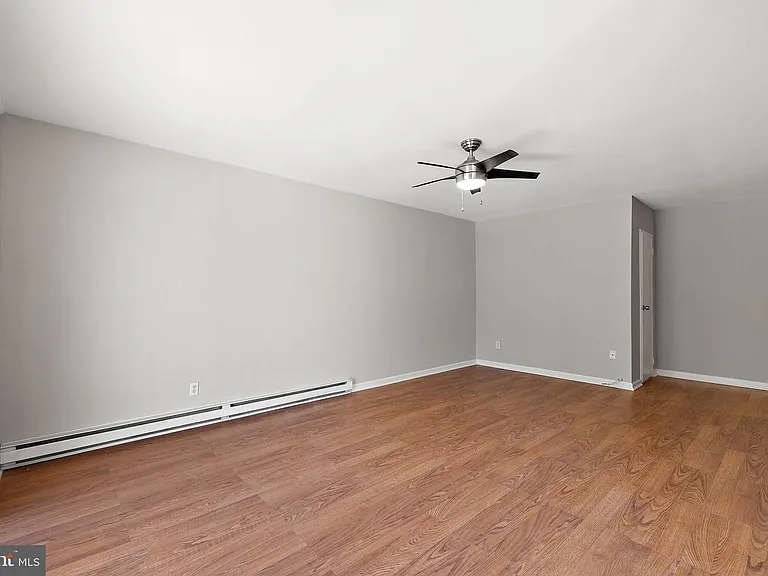 200 Campbell Cir #E-14 — Photo 9