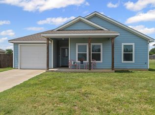 323 Blakney St, Cleburne, TX 76031