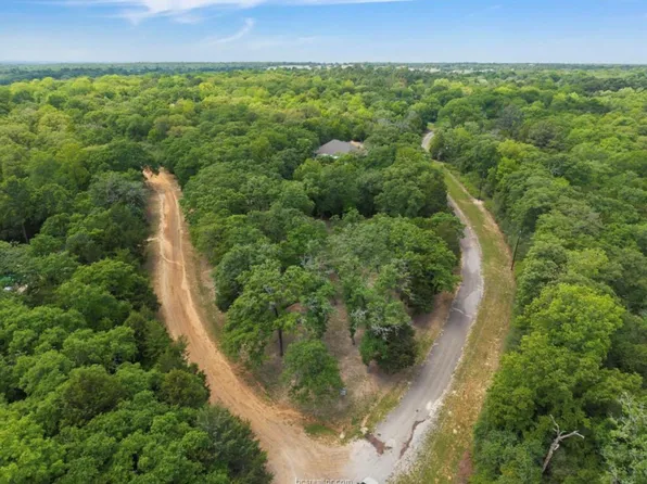 Country Pl, Hilltop Lakes, TX 77871