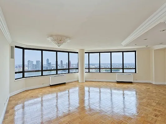 Rented by Sotheby's International Realty | media 1